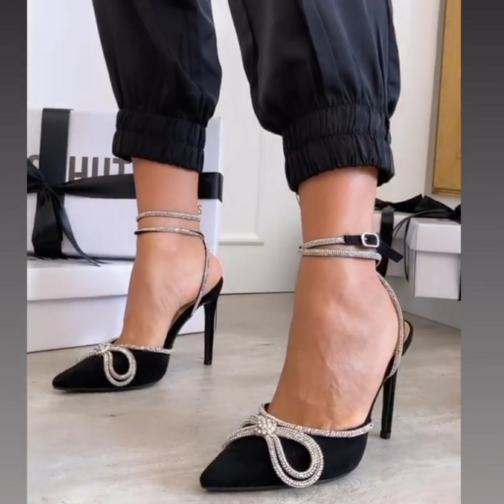 Size 8 dupe sparkly bow black stilettos